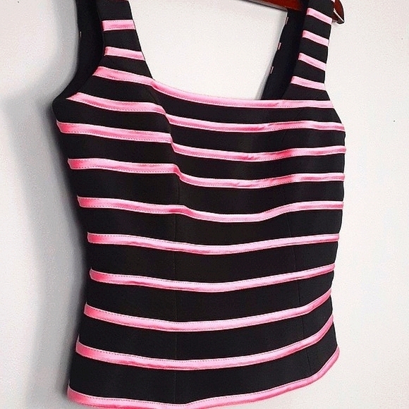 JS Y2K Baddie Cropped Pink Black Back Zip Square Front Sleeveless Top - Picture 2 of 8